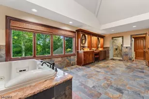 25 Wilshire Dr, Sparta Township, NJ 07871 - Photo 20