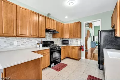 31 Bayard Rd, Franklin Township, NJ 08873 - Photo 18