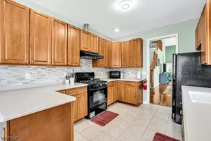31 Bayard Rd, Franklin Township, NJ 08873 - Photo 18