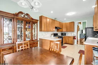 31 Bayard Rd, Franklin Township, NJ 08873 - Photo 16