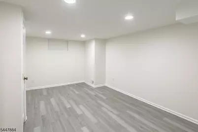 89 Continental Rd, Parsippany, NJ 07950 - Photo 28