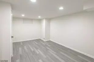 89 Continental Rd, Parsippany, NJ 07950 - Photo 28
