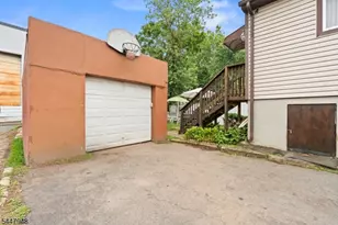 1522 Bower St, Linden, NJ 07036 - Photo 26
