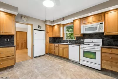 186 W Northfield Rd, Livingston, NJ 07039 - Photo 12