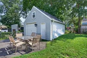 778 Harrison St, Rahway, NJ 07065 - Photo 32