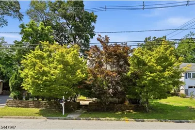 69 Linda Vista Ave, North Haledon, NJ 07508 - Photo 2