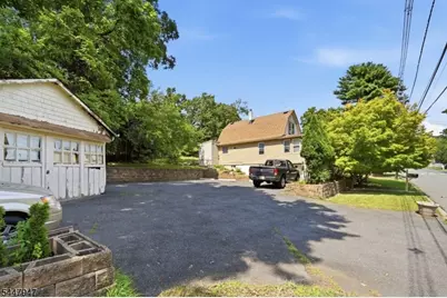 69 Linda Vista Ave, North Haledon, NJ 07508 - Photo 4