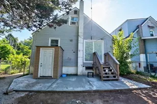 20 Suydam Ave, Edison, NJ 08817 - Photo 2