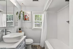 10 Dale Dr, Fairfield, NJ 07004 - Photo 32