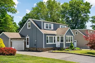 10 Dale Dr, Fairfield, NJ 07004 - Photo 2
