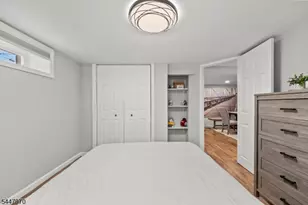 10 Dale Dr, Fairfield, NJ 07004 - Photo 12