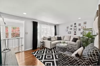 10 Dale Dr, Fairfield, NJ 07004 - Photo 44