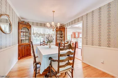 560 Wakefield Dr, Metuchen, NJ 08840 - Photo 22