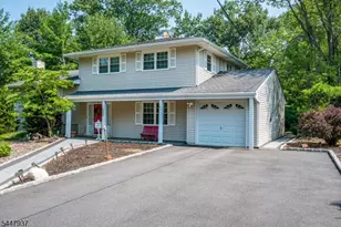 560 Wakefield Dr, Metuchen, NJ 08840 - Photo 1