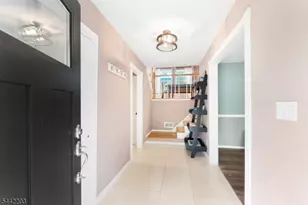 41 Holly Glen Ln, Berkeley Heights Township, NJ 07922 - Photo 6