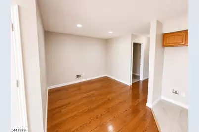 323 S Park St, Elizabeth, NJ 07206 - Photo 4