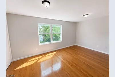 323 S Park St, Elizabeth, NJ 07206 - Photo 12