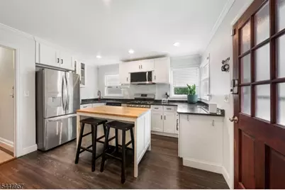 735 Harrison Ave, Roselle, NJ 07203 - Photo 4