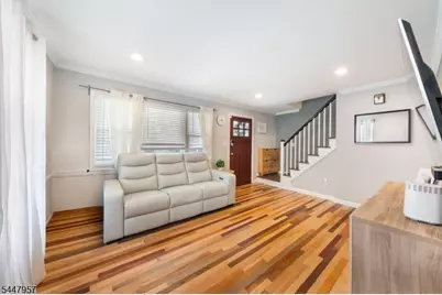 735 Harrison Ave, Roselle, NJ 07203 - Photo 8