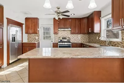 88 Columbus Ave, Belleville, NJ 07109 - Photo 6
