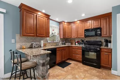 138 William St, Little Falls Township, NJ 07424 - Photo 10