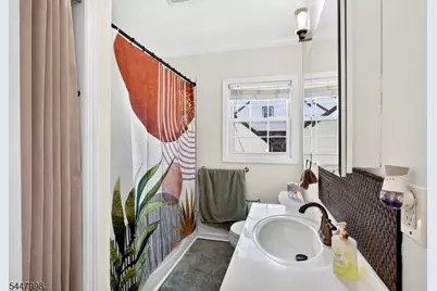 246 N 3rd Ave, Manville, NJ 08835 - Photo 8
