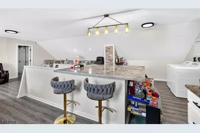 246 N 3rd Ave, Manville, NJ 08835 - Photo 22