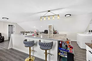 246 N 3rd Ave, Manville, NJ 08835 - Photo 22