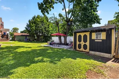 246 N 3rd Ave, Manville, NJ 08835 - Photo 34