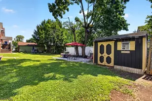 246 N 3rd Ave, Manville, NJ 08835 - Photo 34