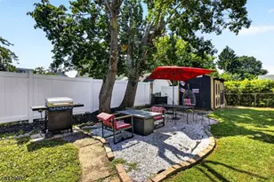 246 N 3rd Ave, Manville, NJ 08835 - Photo 32