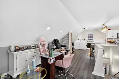246 N 3rd Ave, Manville, NJ 08835 - Photo 20