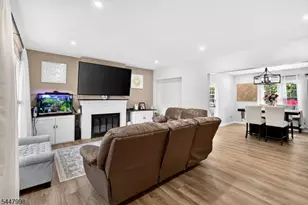 246 N 3rd Ave, Manville, NJ 08835 - Photo 4