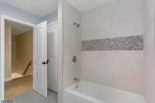 2535 Standish Ave, Union Township, NJ 07083 - Photo 12