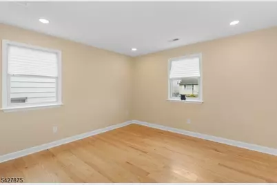 2535 Standish Ave, Union Township, NJ 07083 - Photo 14
