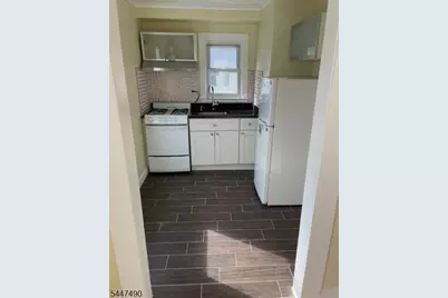 197 Jerome Pl, Bloomfield, NJ 07003 - Photo 4