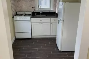 197 Jerome Pl, Bloomfield, NJ 07003 - Photo 4