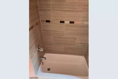 197 Jerome Pl, Bloomfield, NJ 07003 - Photo 2