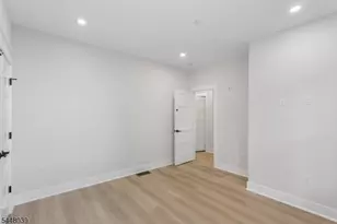 5 Milton Ave, Clifton, NJ 07013 - Photo 24
