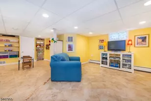 42 Otsego Rd, Verona Twp., NJ 07044 - Photo 30