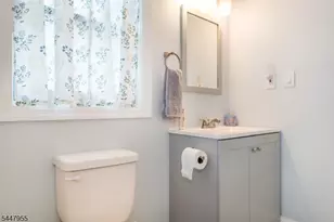 42 Otsego Rd, Verona Twp., NJ 07044 - Photo 28
