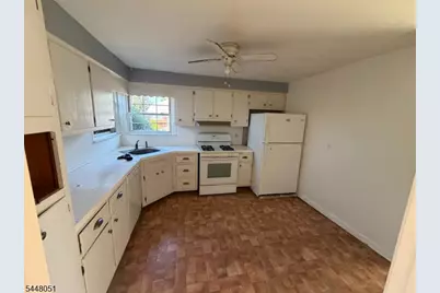 2801 Dewitt Ter, Linden, NJ 07036 - Photo 2