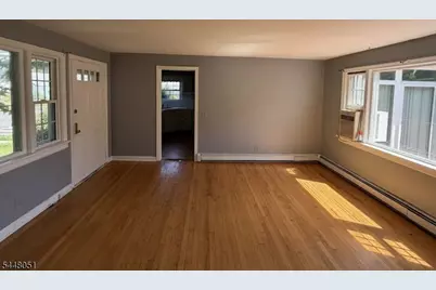 2801 Dewitt Ter, Linden, NJ 07036 - Photo 4