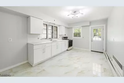 69 Marion Ave, Newark, NJ 07106 - Photo 4