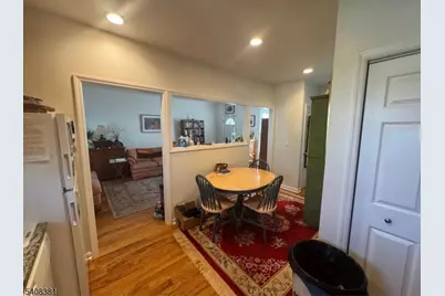 27 Broad St, Flemington, NJ 08822 - Photo 8