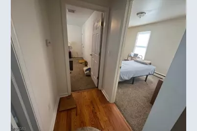 27 Broad St, Flemington, NJ 08822 - Photo 14