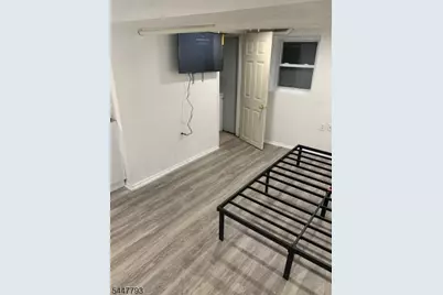 345 Mitchell Ave, Linden, NJ 07036 - Photo 20