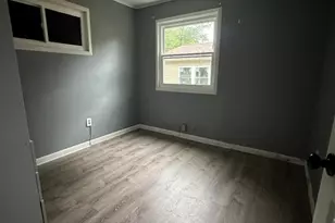 4 Florida Ave, Jefferson Township, NJ 07849 - Photo 12