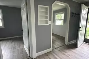 4 Florida Ave, Jefferson Township, NJ 07849 - Photo 8