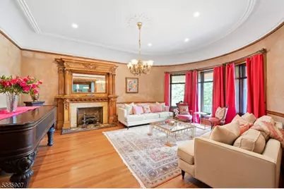 30 N Mountain Ave, Montclair, NJ 07042 - Photo 10